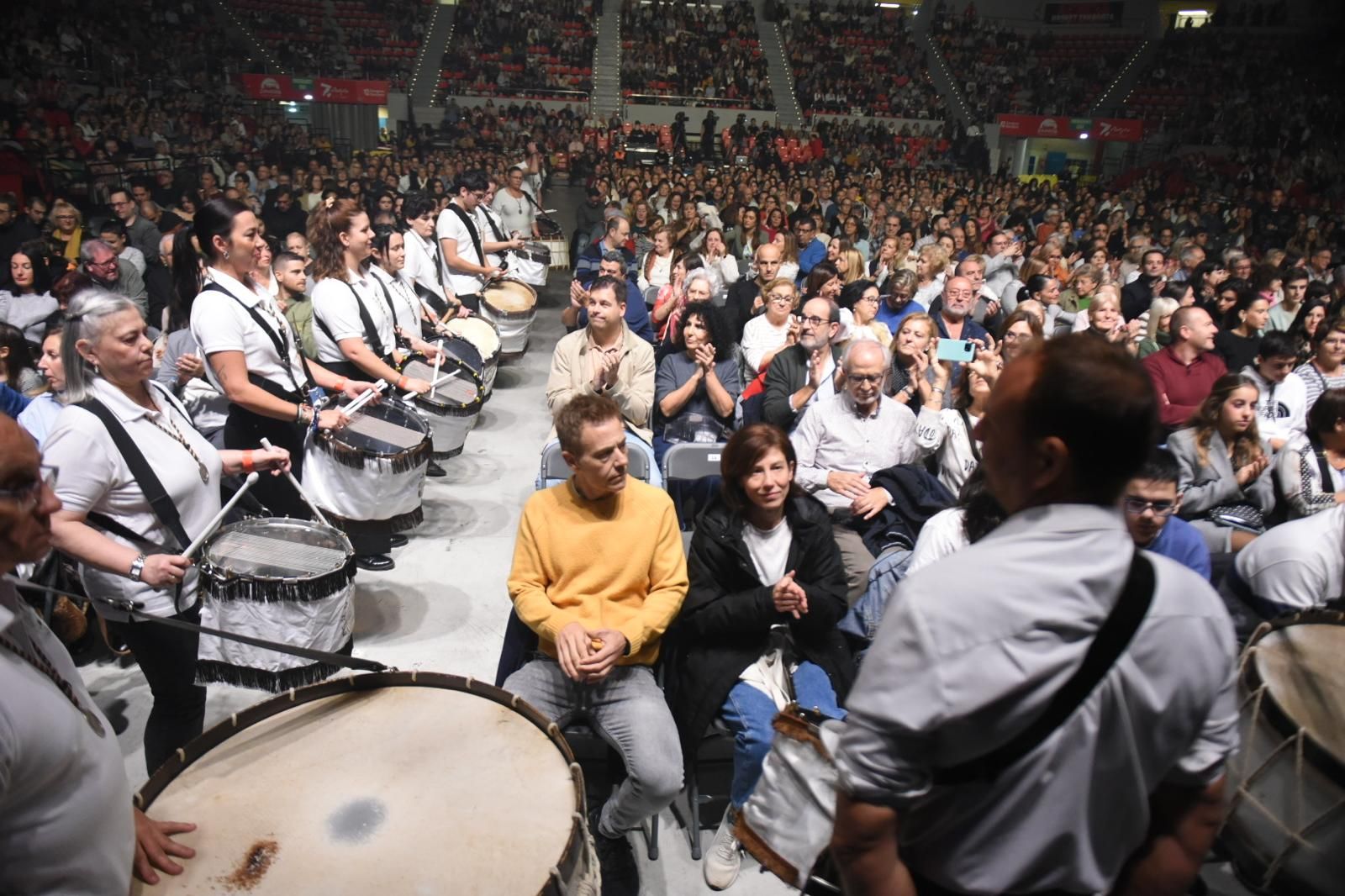 Así ha sido el concierto solidario de los artistas aragoneses en apoyo a Valencia