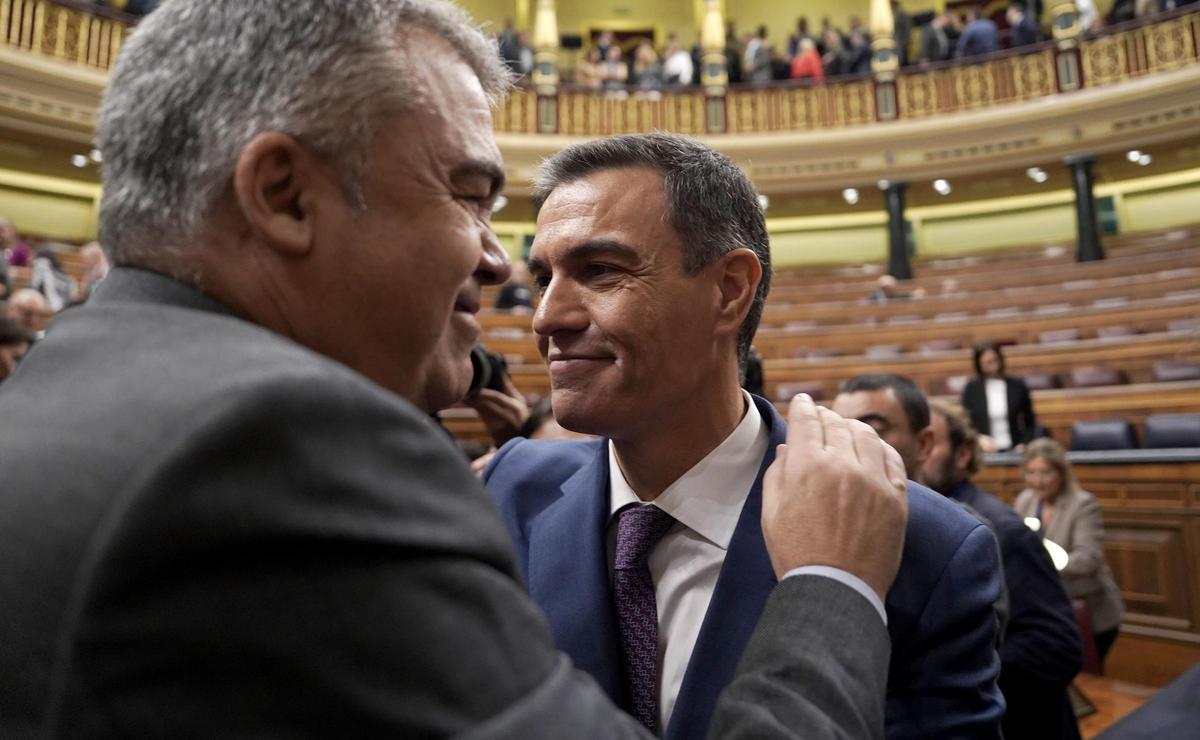 El Govern central descarta que Sánchez se sotmeti a una qüestió de confiança després de la sortida de Santos Cerdán per corrupció