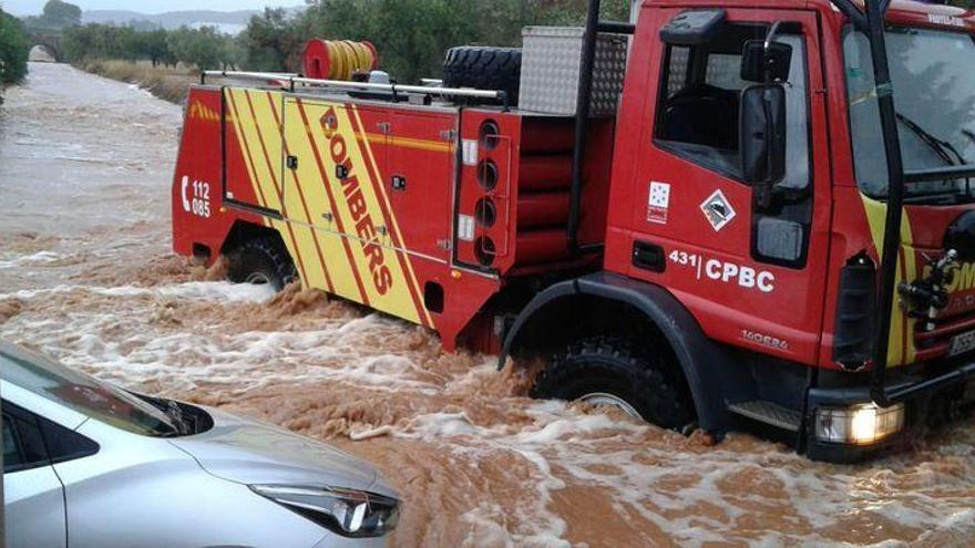 Los bomberos de Castellón, en alerta desde este jueves por el temporal