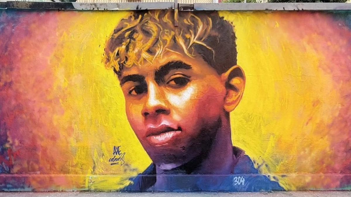 Mural de Lamine Yamal en Gràcia