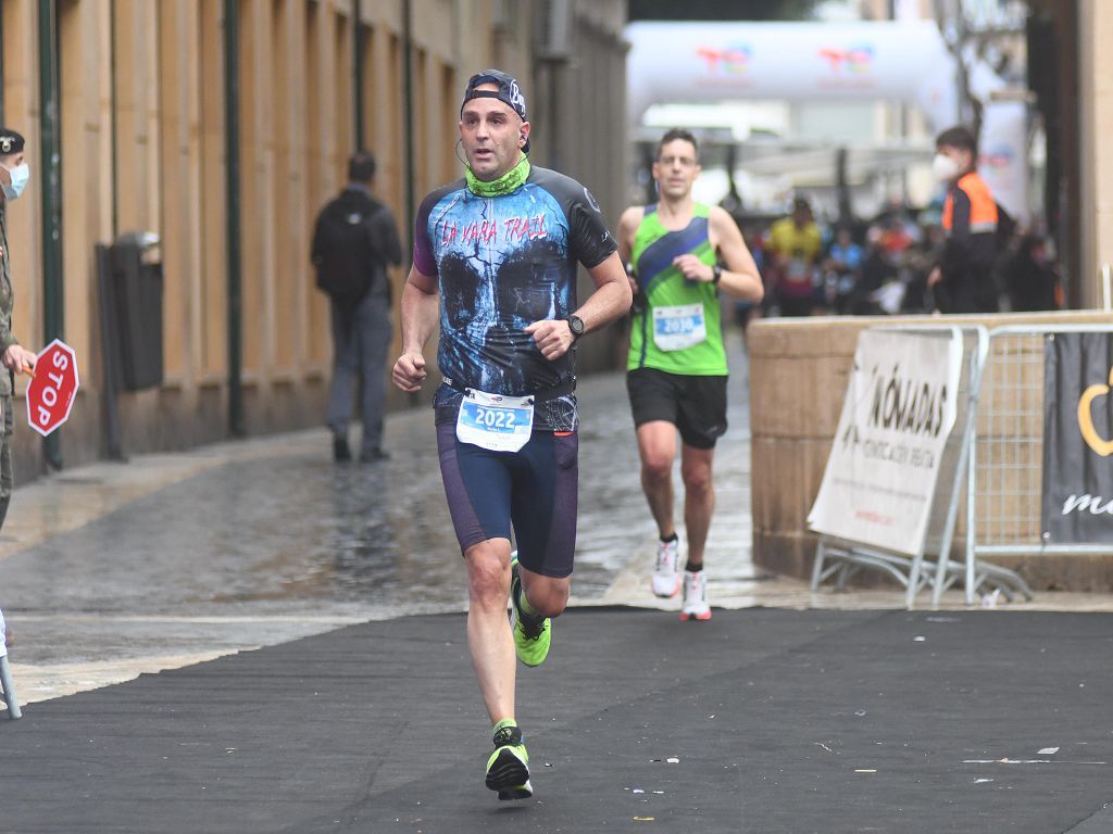 Llegada y podios de la 10k, la media maratón y la maratón de Murcia (I)