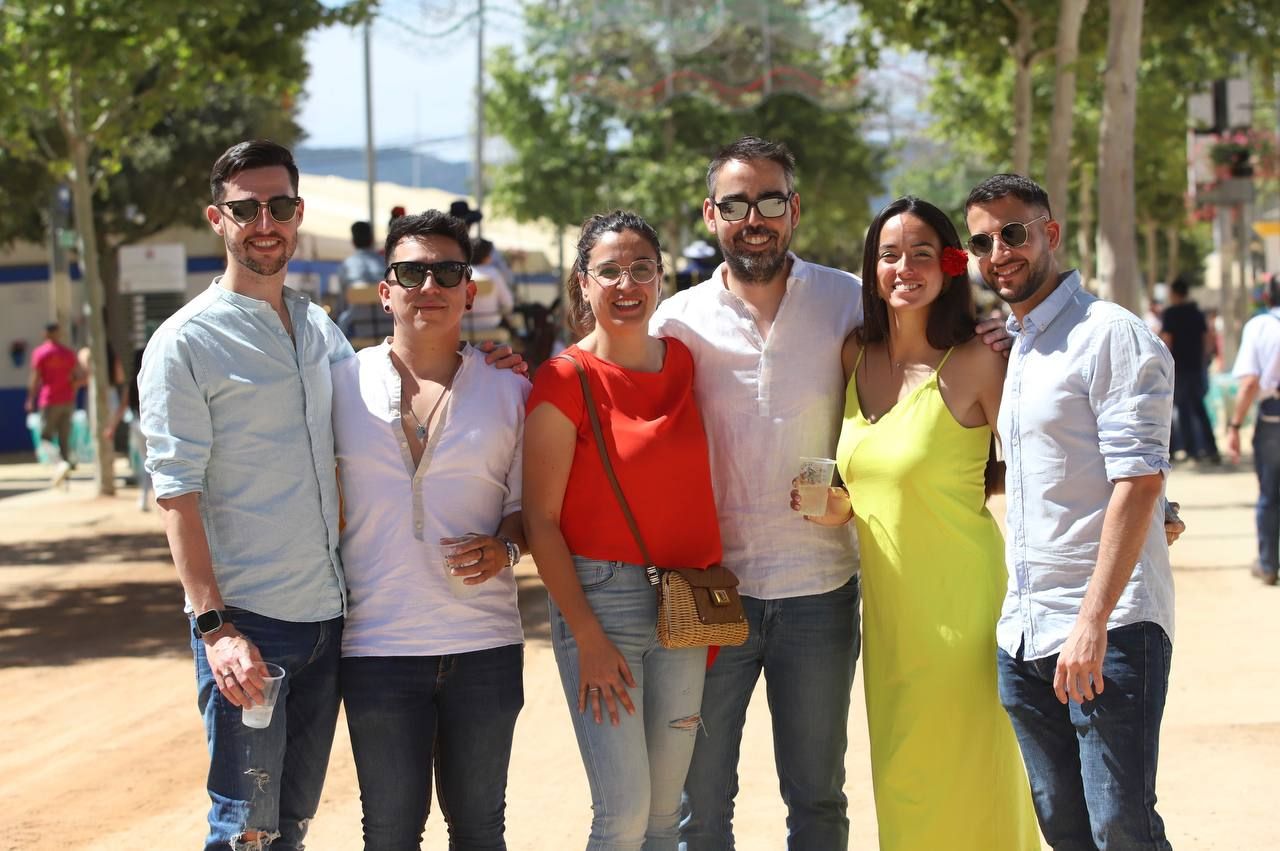 La amistad reina el miércoles de Feria en El Arenal