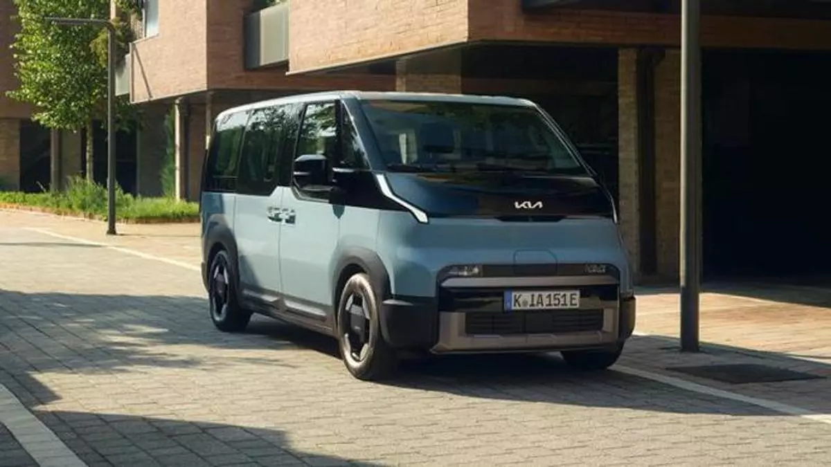 El Kia PV5, ahora con 7 asientos y más autonomía eléctrica