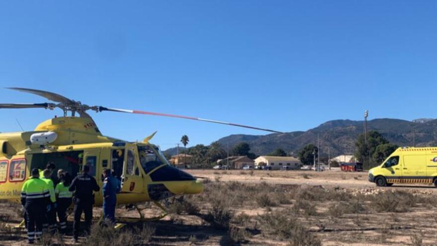 Rescatan en helicóptero a una senderista en Sierra Espuña