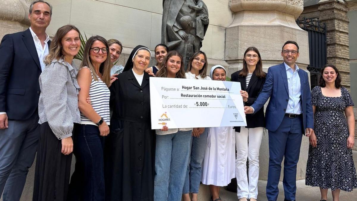 La compañía apoya económicamente al Hogar San José de la Montaña.