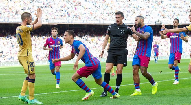 Las mejores imágenes del Barça - Levante: Ansu Fati, Depay, de Jong, Gavi, Nico...