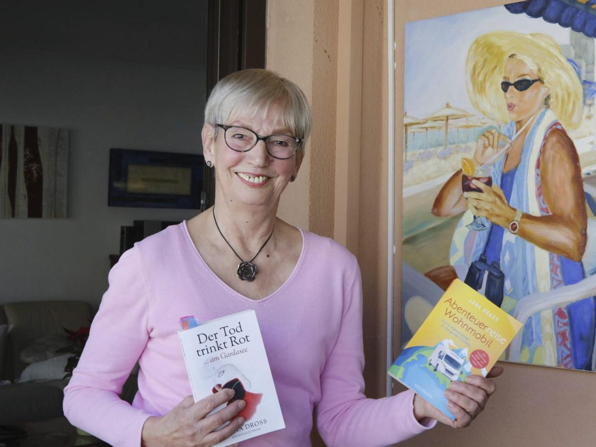 Die Arzthelferin beim Feierabend-Drink in den 90er-Jahren in Peguera. | FOTO: PRIVAT