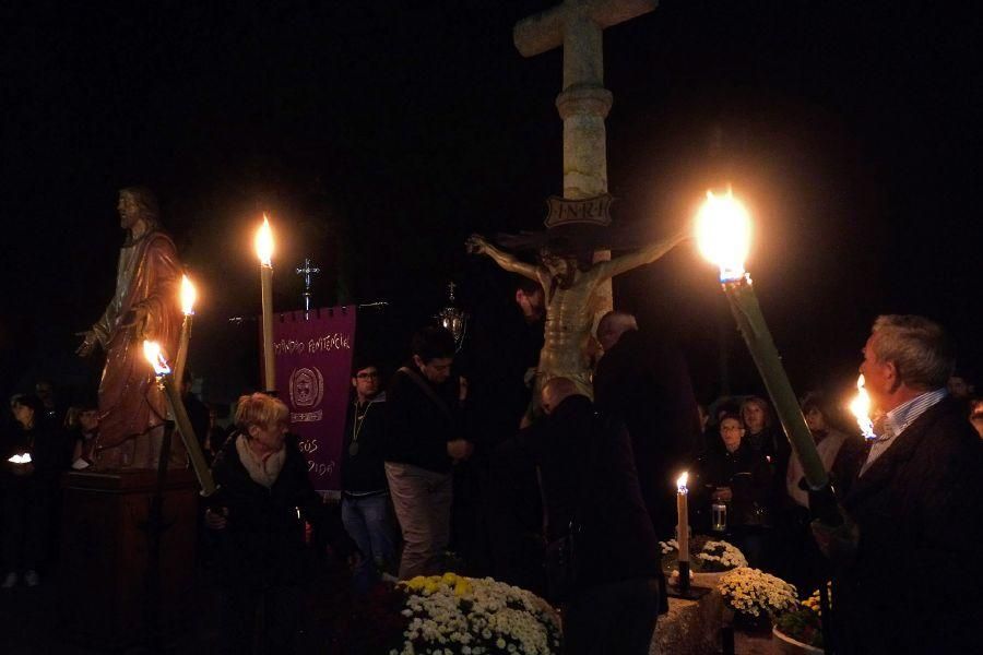 Las benditas ánimas regresan en la oscuridad