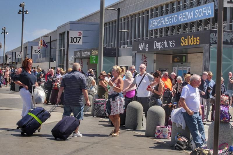 Situación en el aeropuerto de Tenerife Sur.