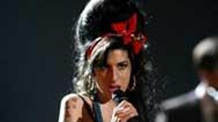 Amy Winehouse.