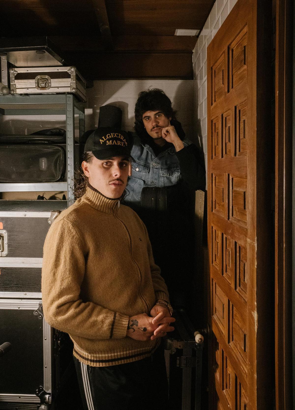 La Plazuela, un dúo de fusión entre flamenco, funk, pop y música electrónica formado en 2019.