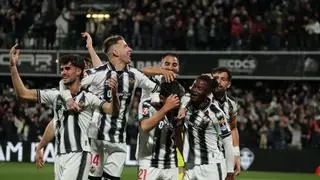 Así te hemos contado la victoria del Castellón ante el Dépor que le aúpa al liderato de LaLiga Hypermotion