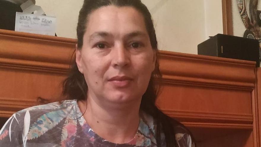 Dolores Fernández: &quot;En el instituto te lo envían todo por internet, pero mis niños no tienen&quot;