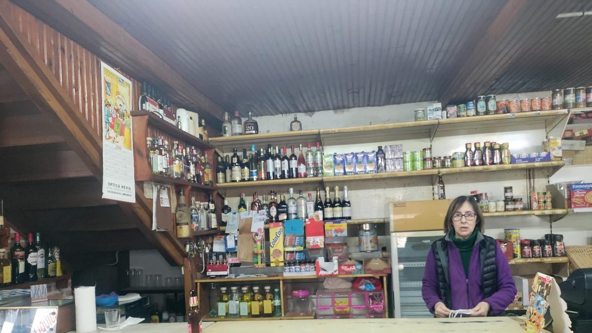 Cierra Casa Luis, la última tienda-bar de Mestas de Con, en Cangas de Onís