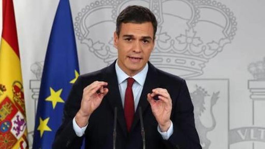 Pedro Sánchez, explicant ahir l&#039;acord davant dels mitjans de comunicació.