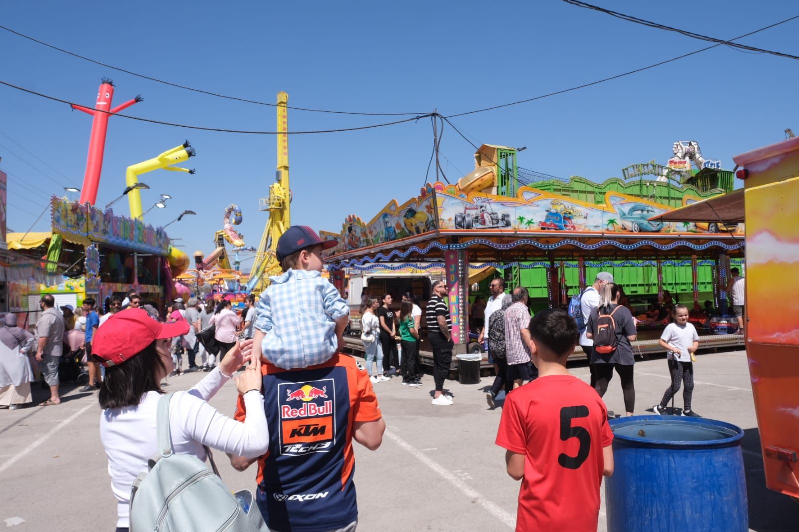 Este es el ambiente de Santa Faz en el último día del puente