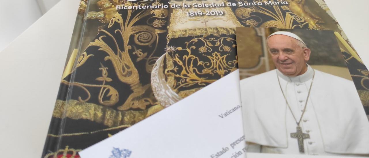 La carta enviada por el Papa tras recibir el libro del Bicentenario