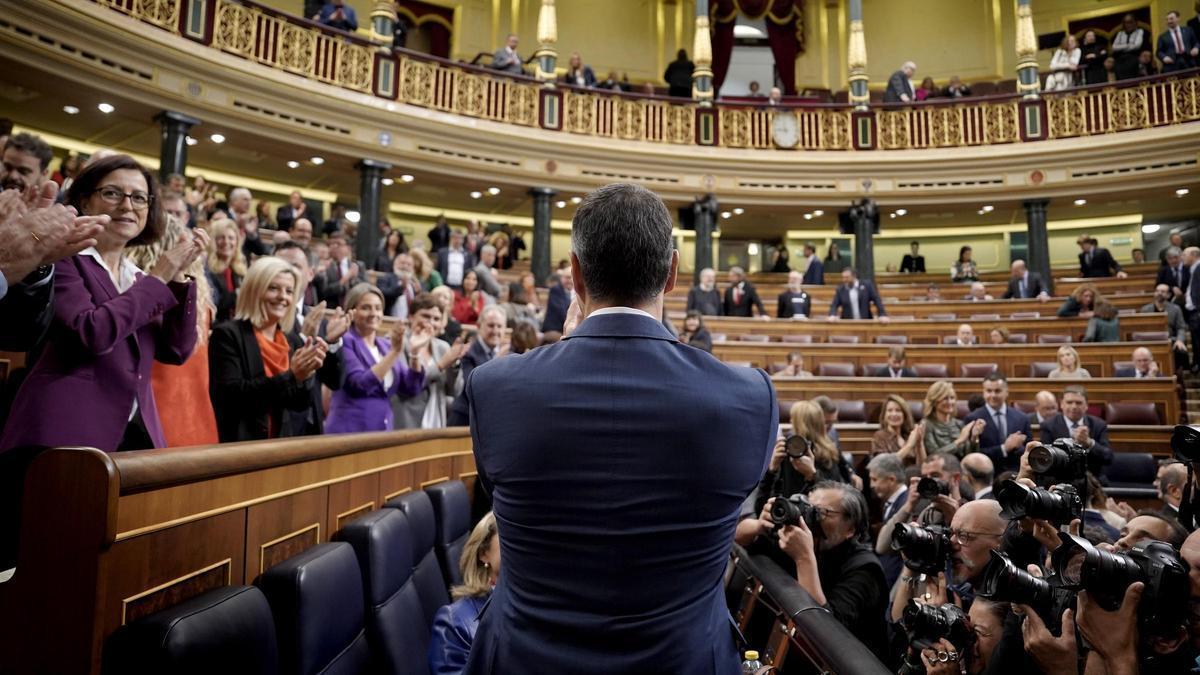 Las imágenes de la segunda jornada de la investidura de Sánchez en el Congreso.