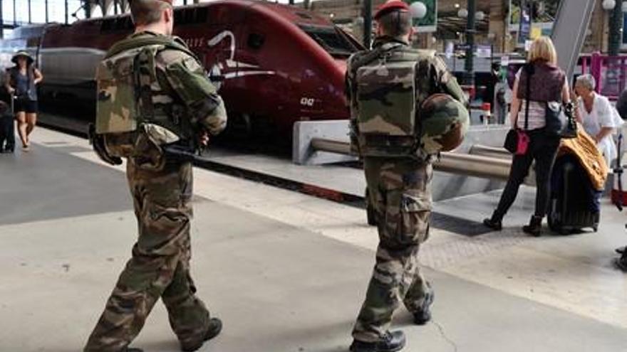 Un militar frances hiere a un hombre que intentó atacarle con un cuchillo en Lyon
