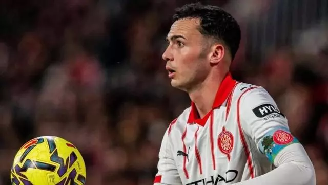 Última hora | Arnau quiere jugar en el Valencia CF y la negociación con el Girona se calienta