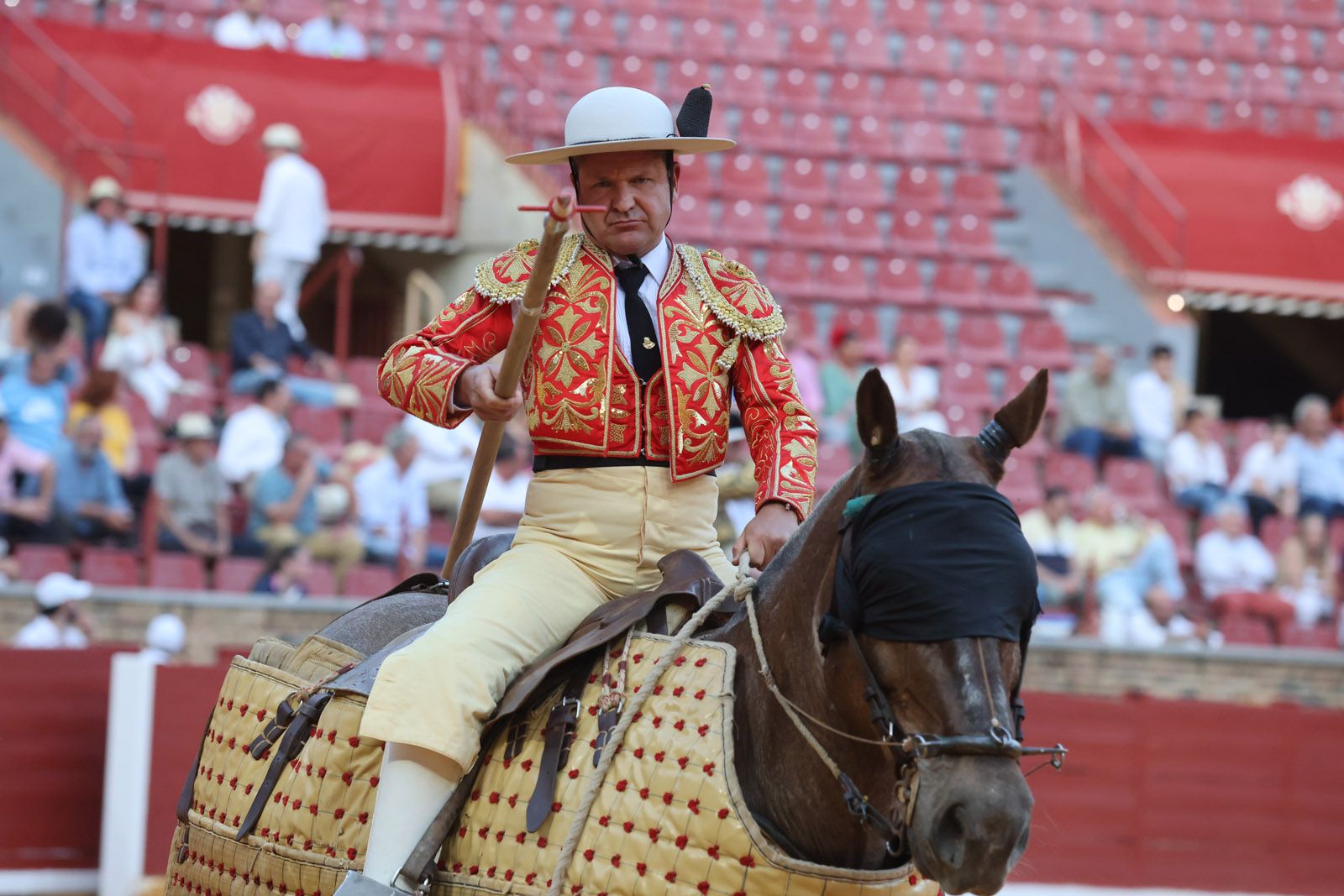 Migie Ángel Perera sale a hombros de Los Califas