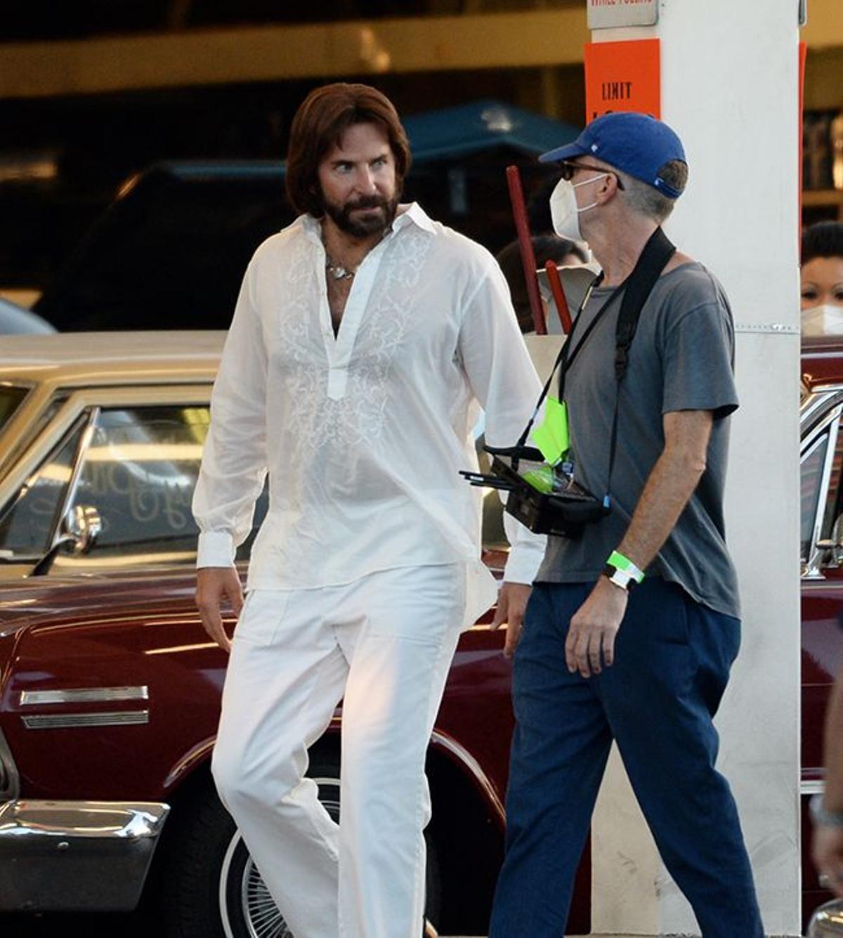 Bradley Cooper durante rodaje de pelicula de Paul Thomas Anderson