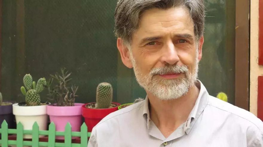 El pediatra Carlos González explica cómo conseguir que los hijos estudien: &quot;Matamos su deseo de estudiar&quot;