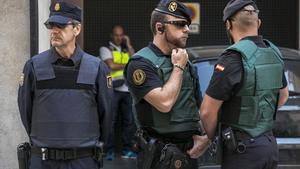 Agentes de Policía y Guardia Civil