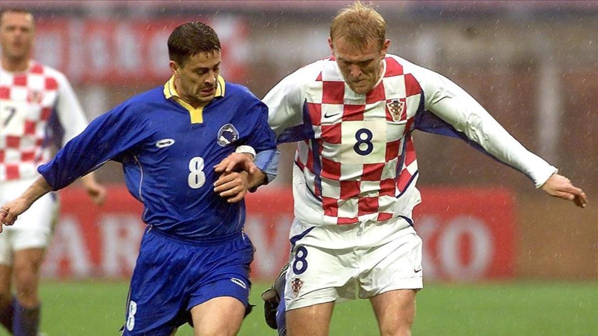 Prosinecki, integrante del equipo del 98, durante un amistoso