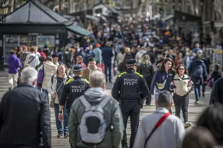 La delincuencia baja en Barcelona pero sube en Badalona, Sabadell o Mataró en el primer semestre del año