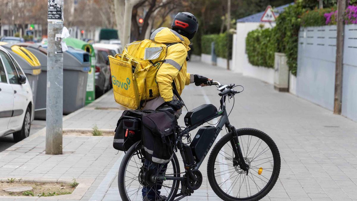 Denuncia de un rider de Alicante ante Inspección de Trabajo