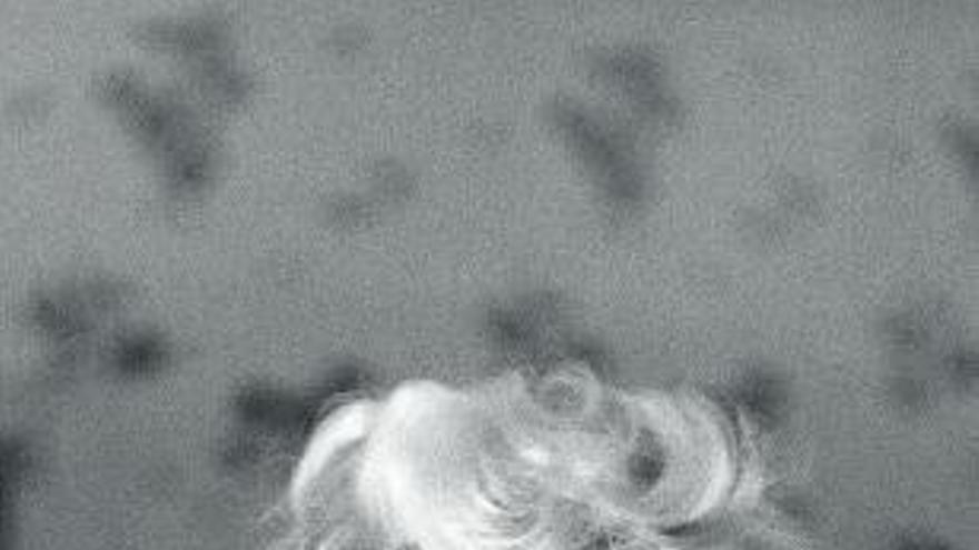 En 1952, Marilyn Monroe convirtió el perfume en leyenda en una entrevista en la revista ‘Life’ en la que dijo que para dormir solo se ponía “Chanel Nº5”
