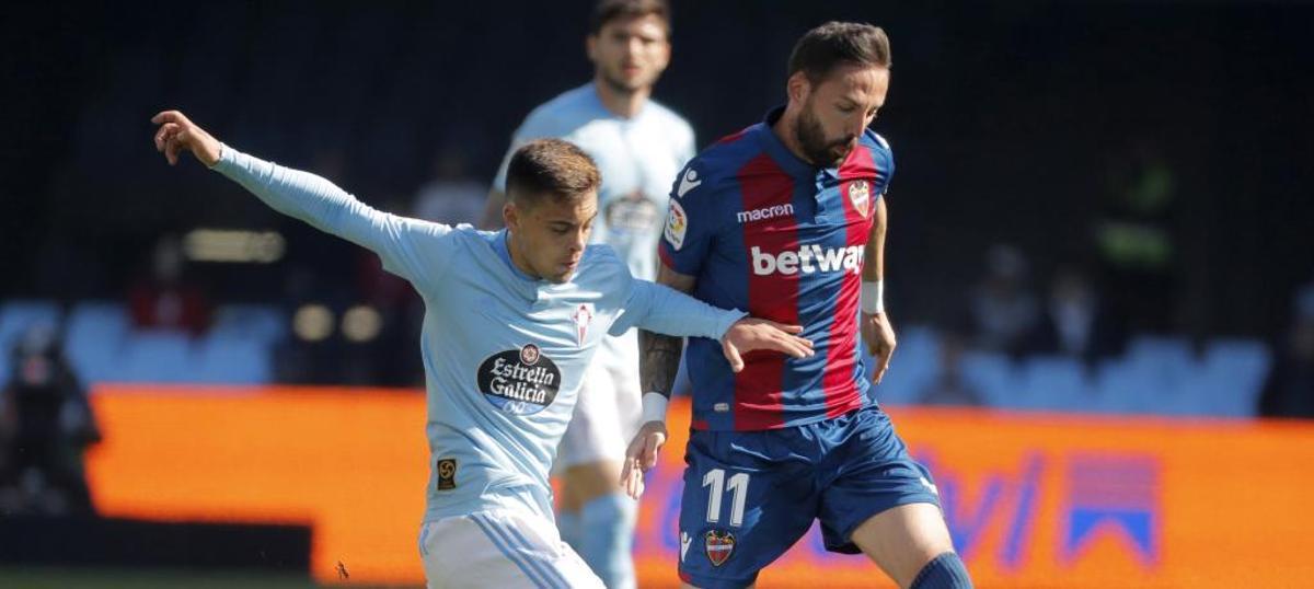 Paco López: «El partido no pudo ser más completo»