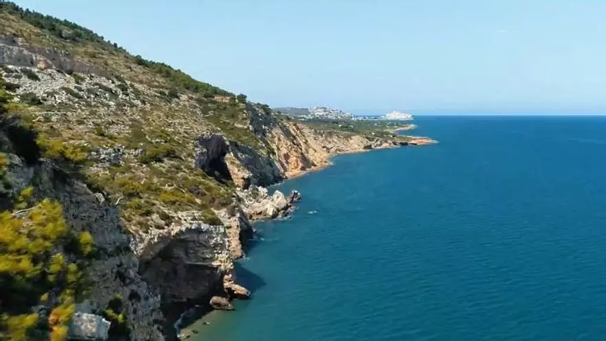 Peñíscola une la naturaleza con la costa y su historia