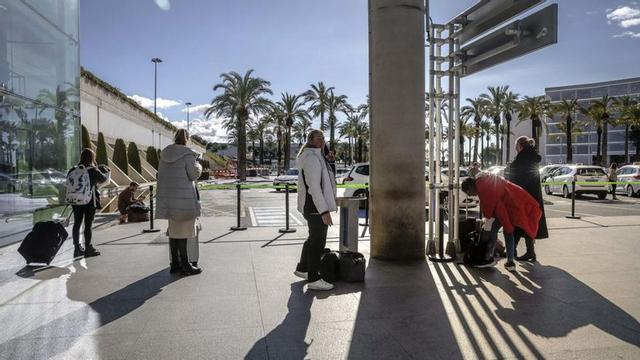 Una imagen tomada este fin de semana en un aeropuerto de Palma inusualmente tranquilo.