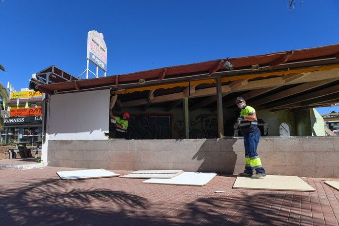 Derribo edificaciones en el Parque Europa de Maspalomas