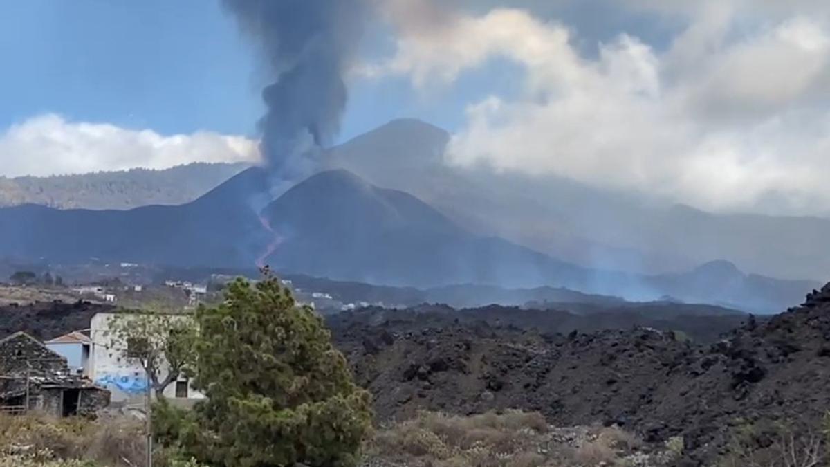 Ríos de lava del volcán de La Palma el 5 de octubre