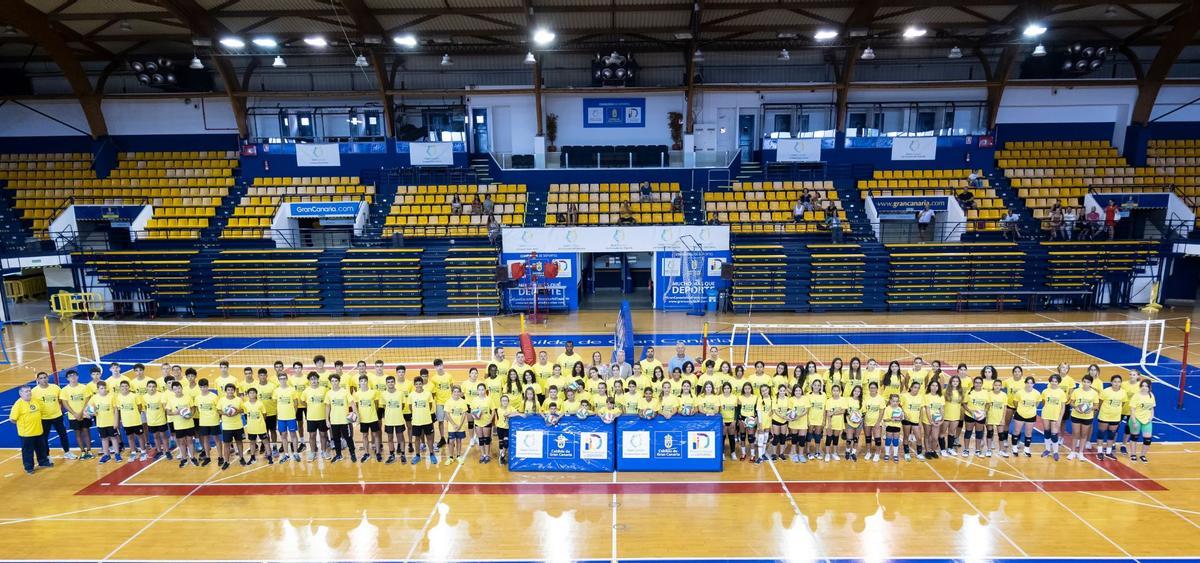 Miguel Ángel de Amo y Manu Furtado impulsan el espíritu deportivo en el Campus del CV Guaguas