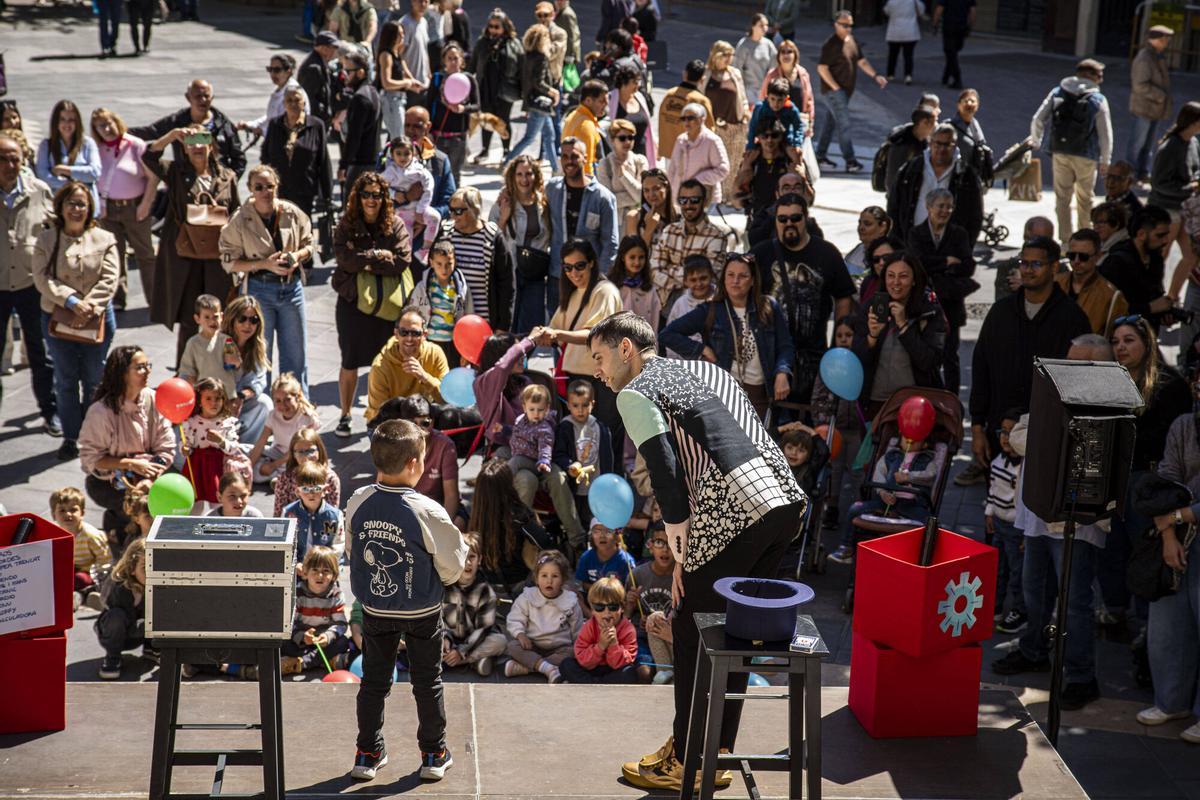 Manresa convida a firar-se amb comerç al carrer, atraccions i activitats per a tots els públics a la Fira de l’Ascensió