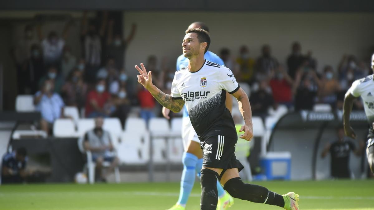 Rubén Castro celebra su primer gol