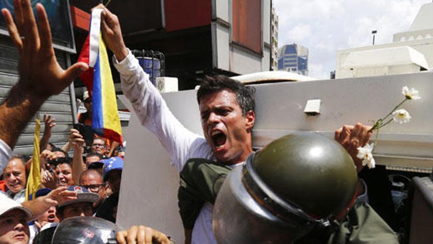 Leopoldo López cumple dos años en prisión.
