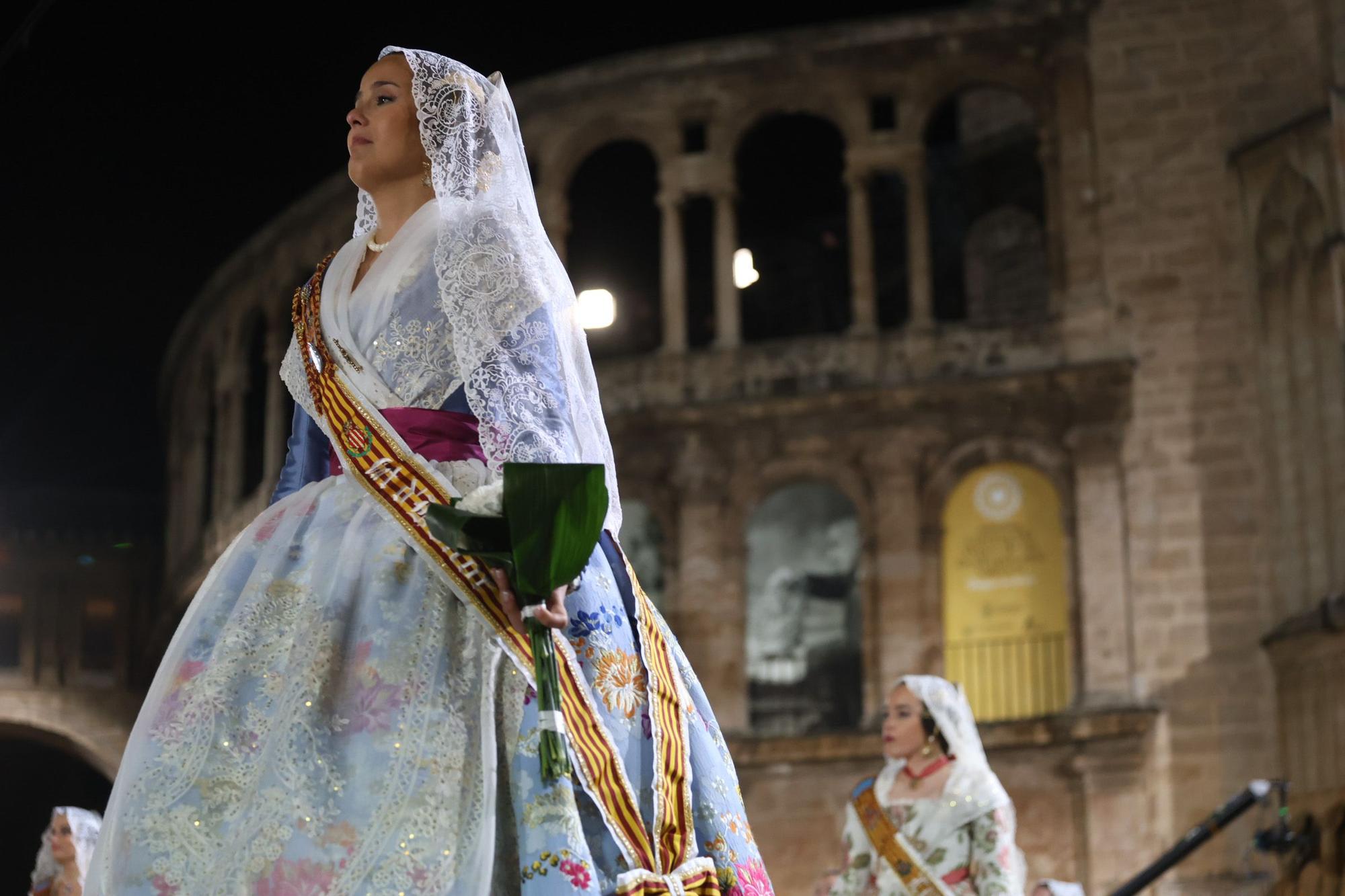 Búscate en el primer día de la Ofrenda en la calle San Vicente entre las 21 y las 22 horas