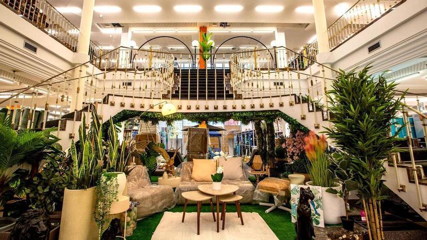 ¡Locura en Alfafar! Abre Demu, el bazar más lujoso de España, con descuentos históricos del 50%