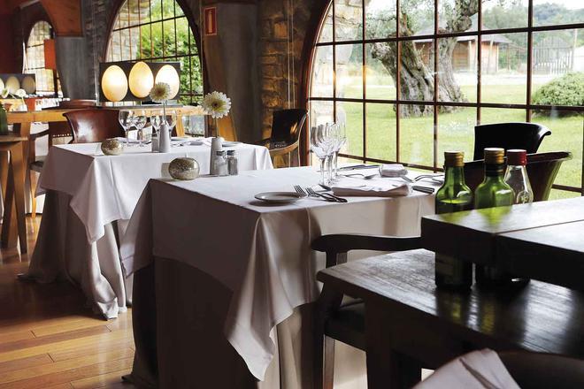 Marboré, el restaurante del Monasterio de Boltaña.