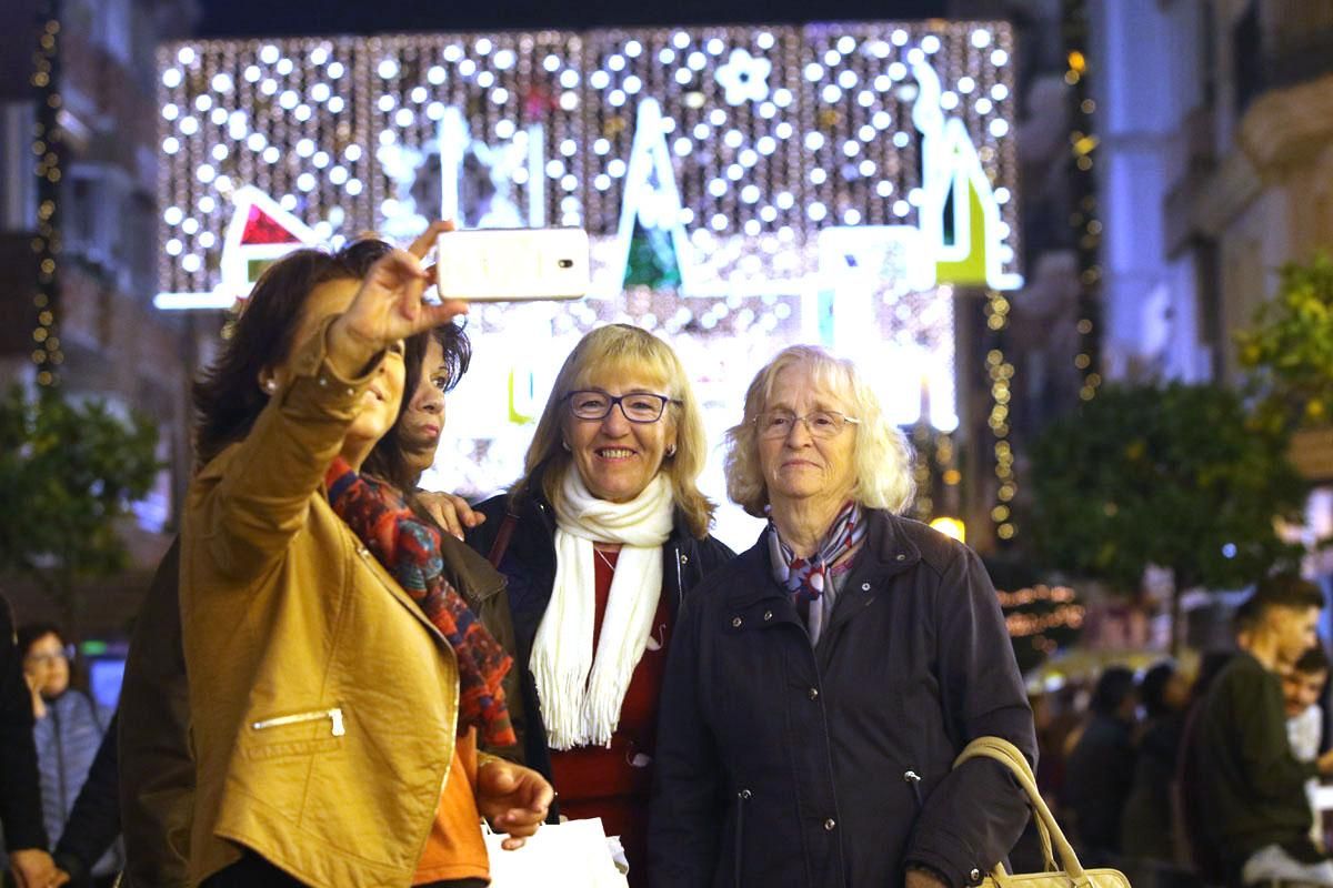 Inauguración del alumbrado navideño de Puente Genil