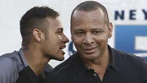 Neymar, junto a su padre