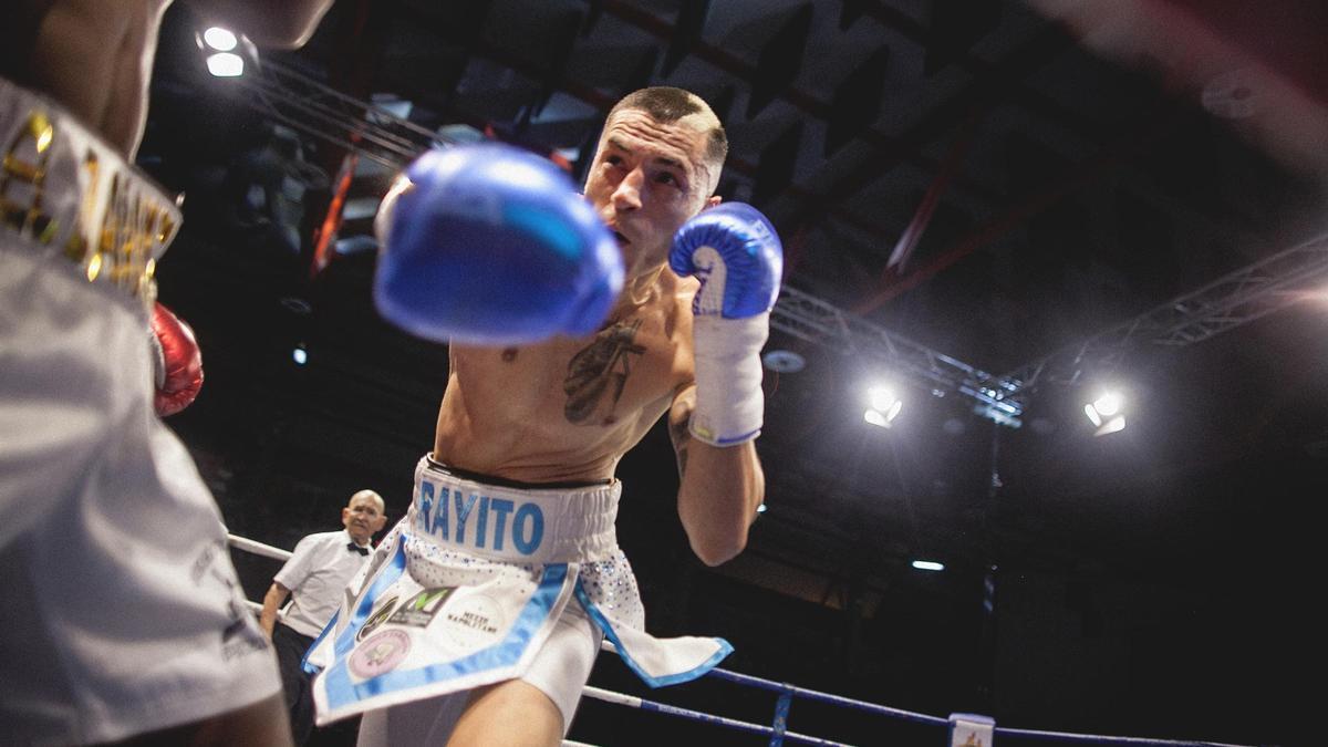 Kike García, durante su pelea.