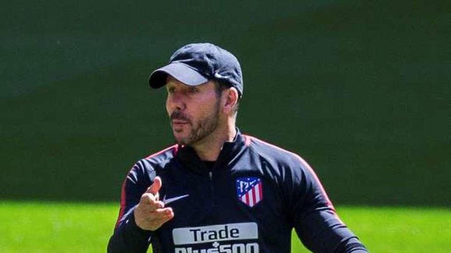 Simeone, en un entrenamiento.