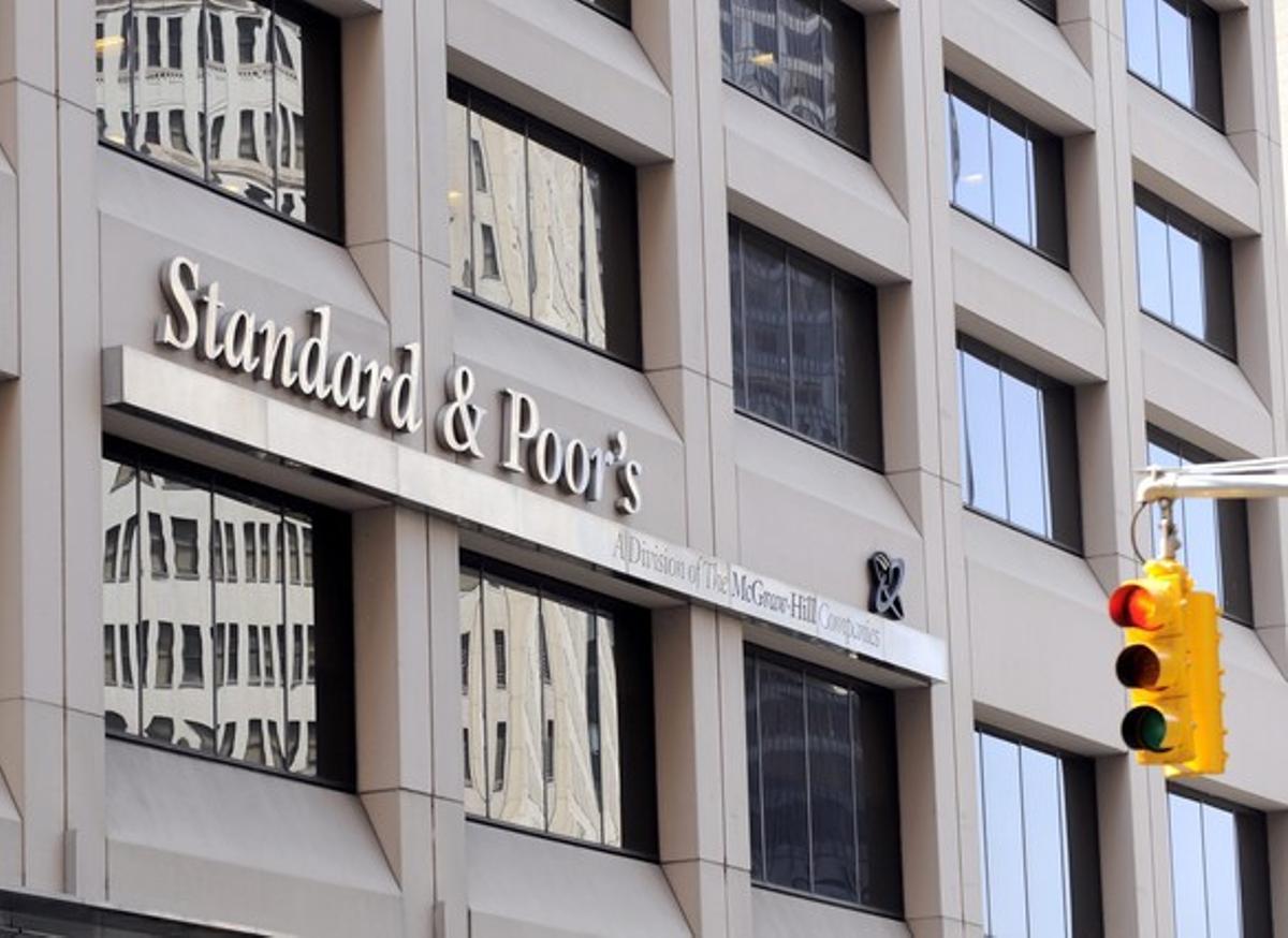 Oficines de Standard & Poor’s a Nova York (EUA). Oficines de Standard & Poor’s a Nova York (EUA).