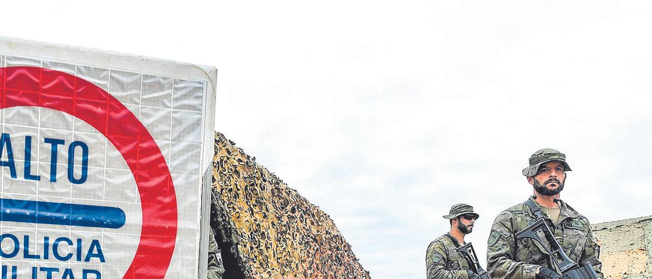 Militares en La Isleta, en Las Palmas de Gran Canaria.